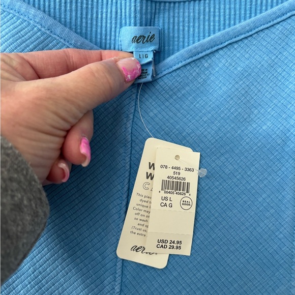 💙 NWT Aerie Blue Fitted Buttoned Crop Tank Top - Picture 3 of 3